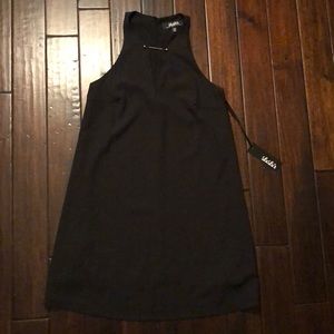 Lulu’s little black dress